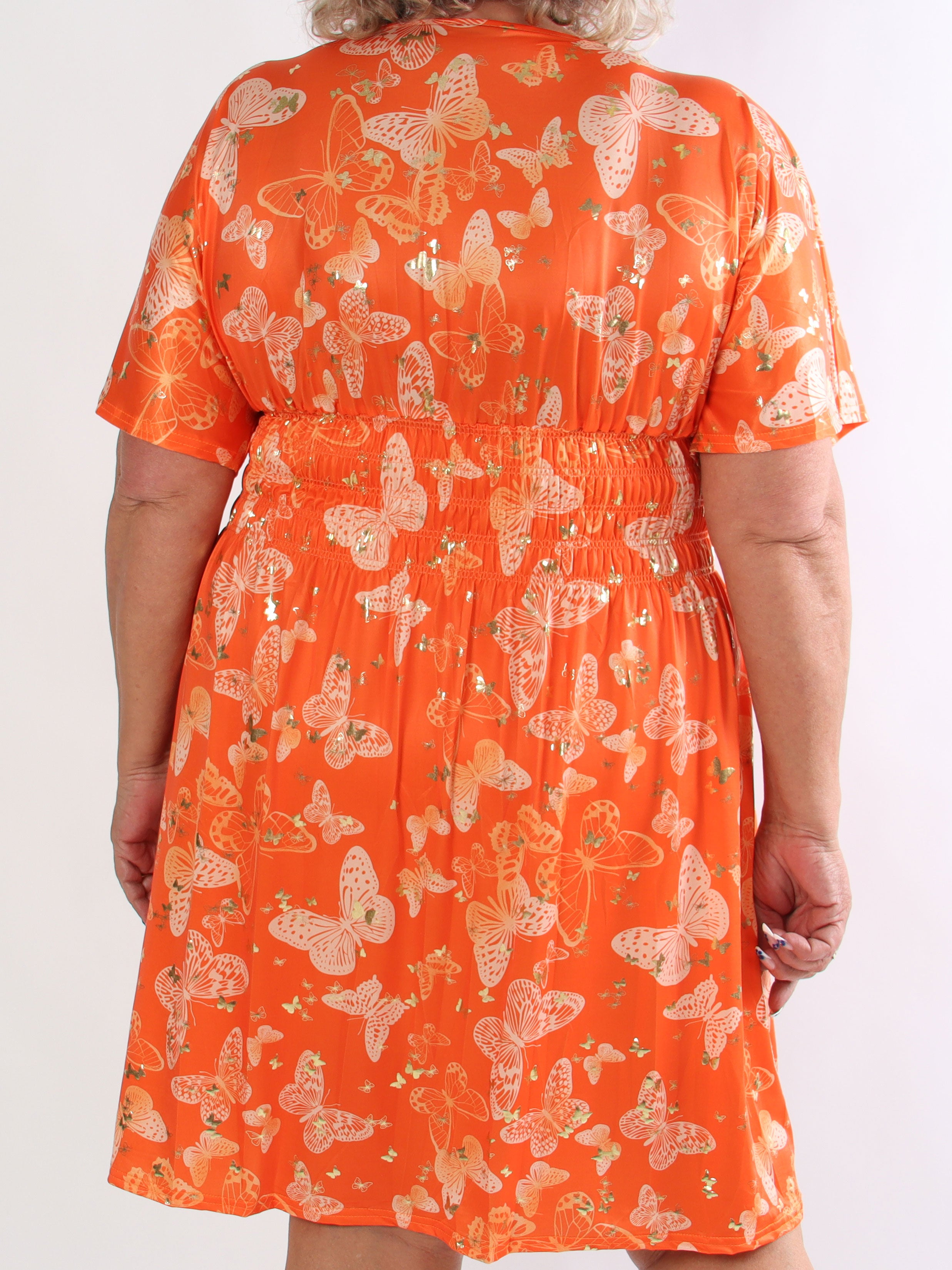 Pams Butterfly Short - Elastisk plus size kjole med sommerfugleprint